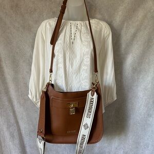 Steve Madden Brown Handbag, new condition
